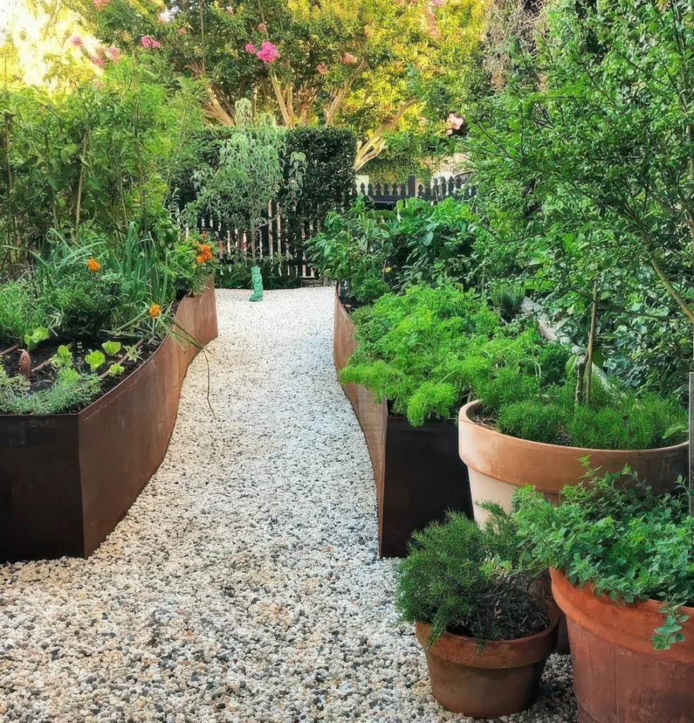 Gallery-Size-037_Arcadia-Garden-Design_20190808_1_Upscaled
